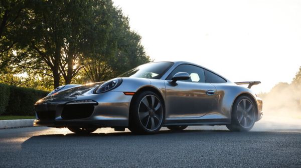 Guide d'achat d'une Porsche importée pour une conduite sereine